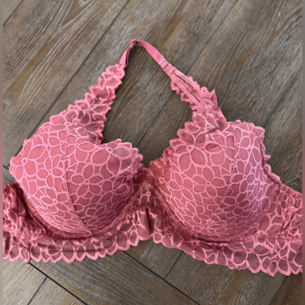 Victoria's Secret mauve Floral Lace Bra
